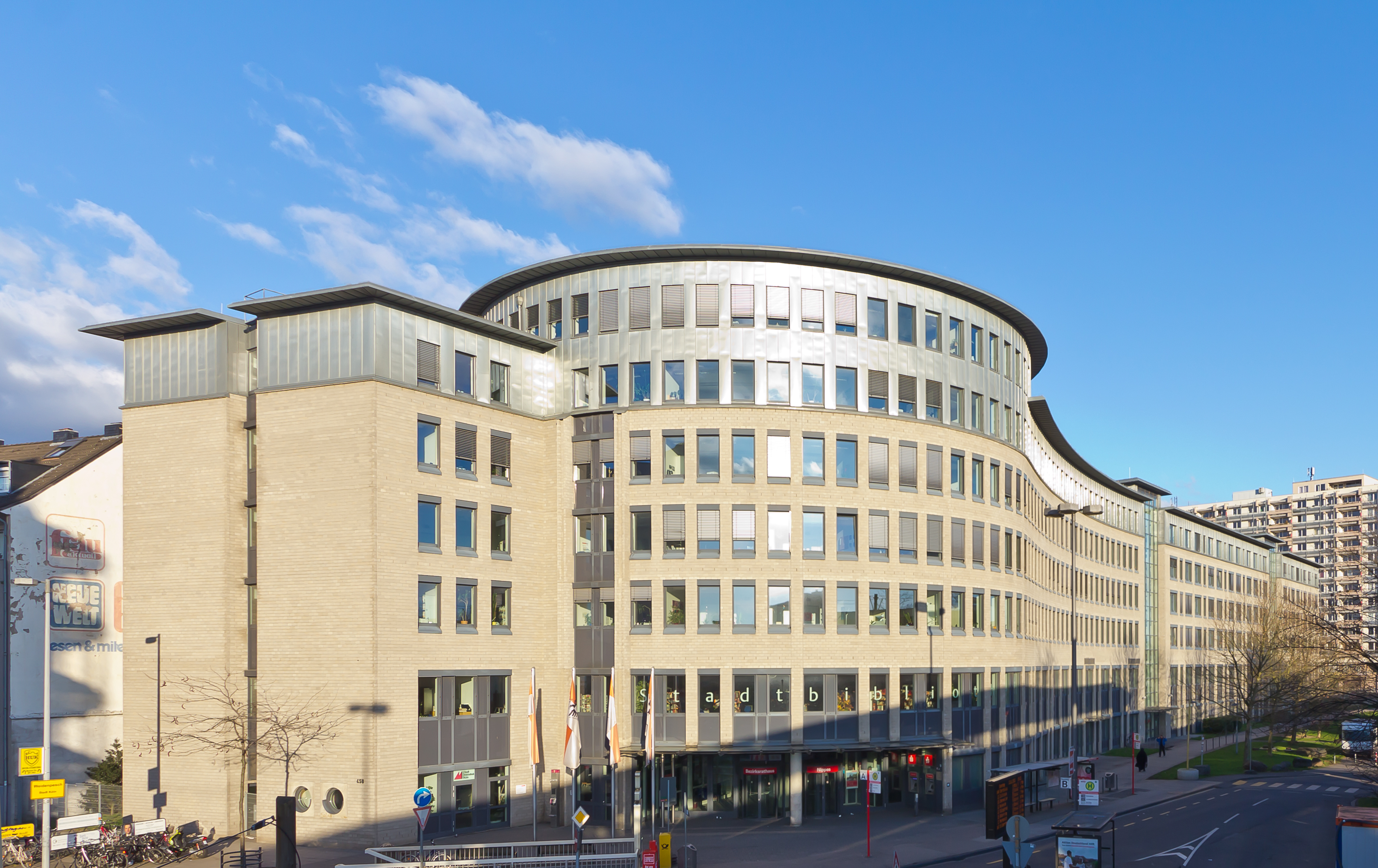 Bücherbabys in der Stadtteilbibliothek Nippes — Krabbelgruppe für Babys 6-24 Monate